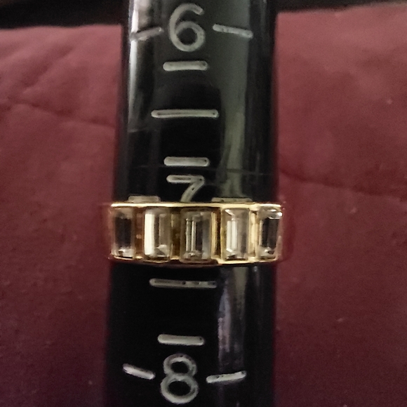 Gold toned clear stone band, size 7 - Picture 7 of 7